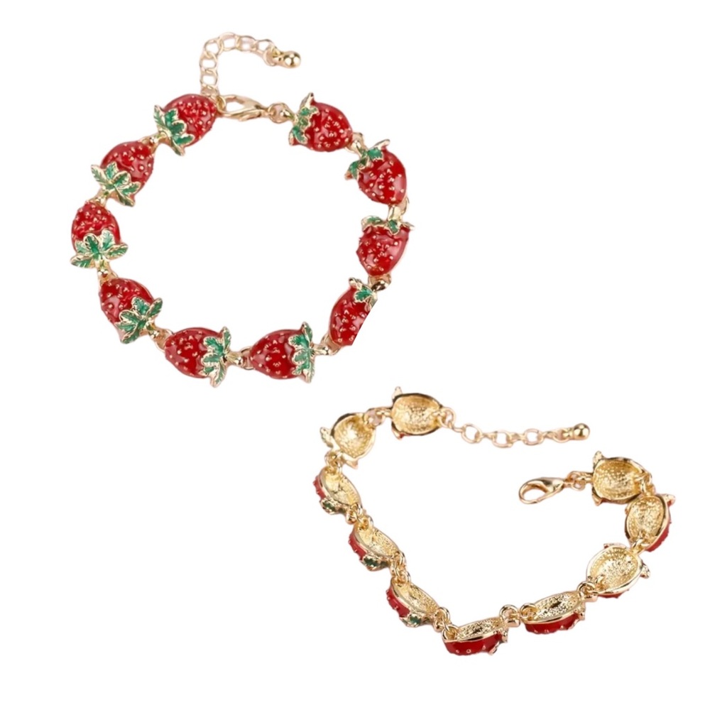 ‼️$7‼️ 🍓Simple Strawberry Bracelet Lovely Detail - Picture 3 of 5